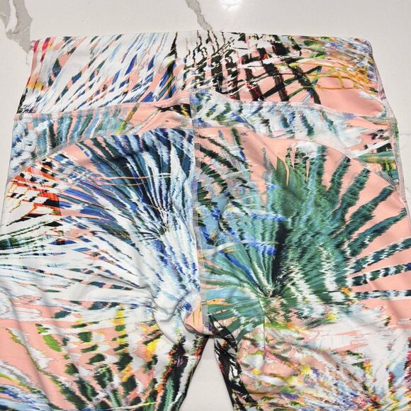 Fabletics PowerHold Discontinued Rare Leggings Peach Tropical Palm Print Yoga S - Picture 6 of 15